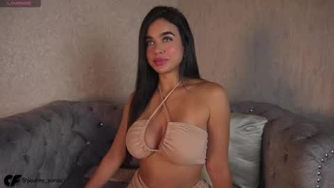 Snapshot of nichole__evans chatting on 03/05/25, 10:32 nichole__evans online show from 03/05/25, 10:32