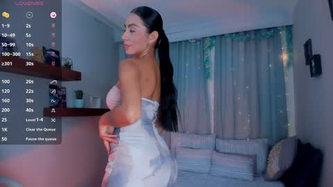 Snapshot of nichole_bree chatting on 01/31/25, 03:00 Nichole online show from 01/31/25, 03:00
