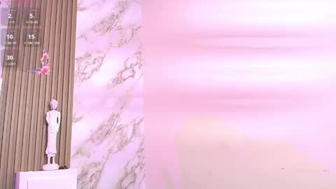 Nichol Scully online show from 10/19/25, 10:43