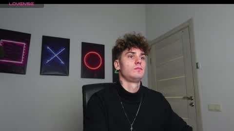 Snapshot of nick_phillip chatting on 10/26/25, 02:45 NICK PHILLIP online show from 10/26/25, 02:45