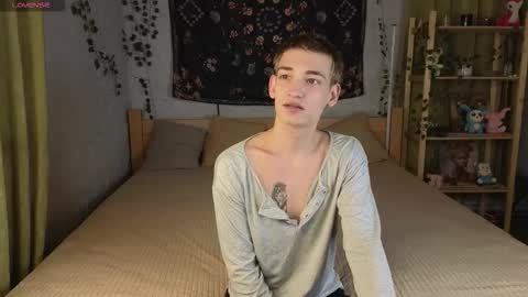 Nick online show from 10/21/25, 04:41