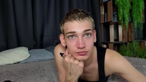 Nick online show from 10/26/25, 07:42