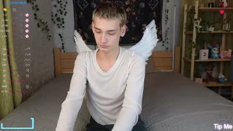 Nick online show from 10/31/25, 06:42