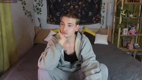 Nick online show from 11/08/25, 05:23