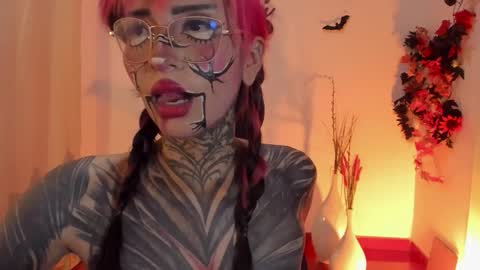   Help me reach 100 thumbs up online show from 10/12/25, 06:56