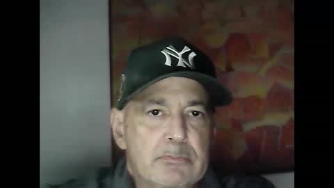 Snapshot of nickincali chatting on 12/18/24, 07:26 nickincali online show from 12/18/24, 07:26