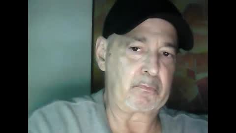 Snapshot of nickincali chatting on 12/25/24, 12:26 nickincali online show from 12/25/24, 12:26