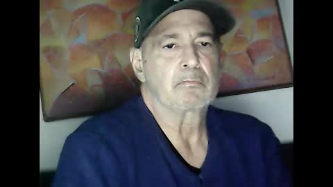 Snapshot of nickincali chatting on 01/13/25, 12:45 nickincali online show from 01/13/25, 12:45