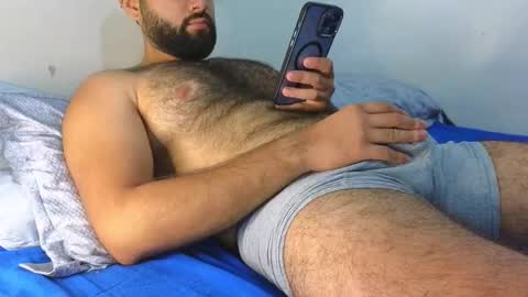 Nicolas              online show from 03/05/25, 11:05