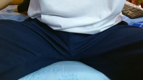 Snapshot of nickolas_moon chatting on 12/26/24, 06:43 Nickolas Muoz online show from 12/26/24, 06:43