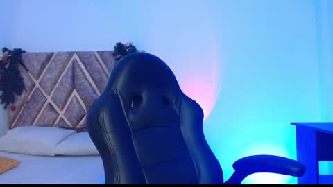 Snapshot of nickolas_moon chatting on 01/05/25, 09:47 Nickolas Muoz online show from 01/05/25, 09:47