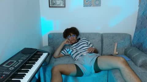 Snapshot of nickolas_moon chatting on 01/13/25, 09:09 Nickolas Muoz online show from 01/13/25, 09:09