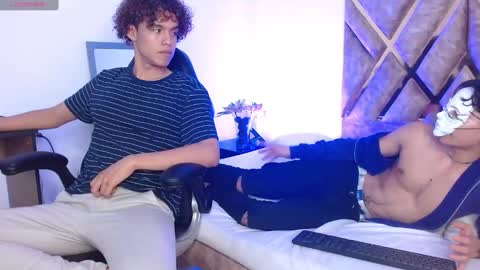 Snapshot of nickolas_moon chatting on 03/09/25, 04:11 Nickolas Muoz online show from 03/09/25, 04:11