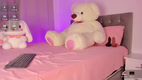 Nicolas online show from 11/13/25, 04:39