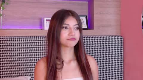 Snapshot of nicky_belmonth chatting on 01/15/25, 12:15 nicky_belmonth online show from 01/15/25, 12:15