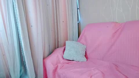 Snapshot of nicky_oli chatting on 03/11/25, 01:45 nicky_oli online show from 03/11/25, 01:45