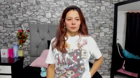 Snapshot of nicky_pop chatting on 10/03/25, 11:40 nicky_pop online show from 10/03/25, 11:40