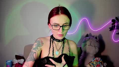 Nicky Weekends online show from 12/10/24, 03:20