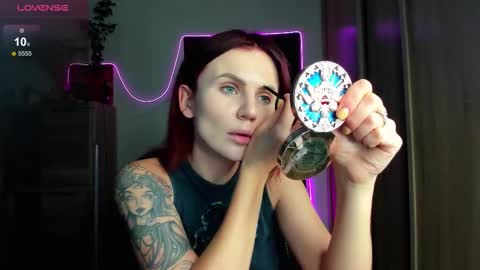 Nicky Weekends online show from 09/16/25, 02:12