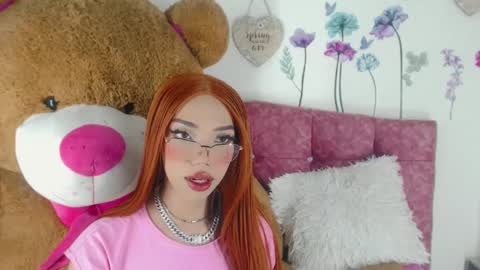 Snapshot of nickynoa chatting on 02/09/25, 09:39 Nicky online show from 02/09/25, 09:39