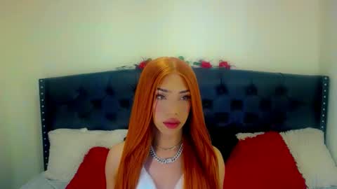 Snapshot of nickynoa chatting on 02/17/25, 01:58 Nicky online show from 02/17/25, 01:58