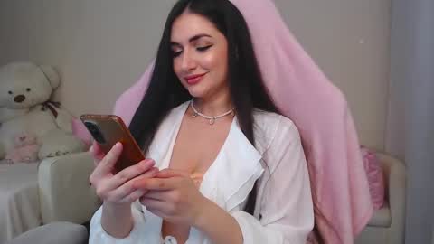 Snapshot of nicol_angel888 chatting on 02/13/25, 02:31 Nicole Online at about after 1000 6 UK time or 900 - 500 UK time it approximate time interval online show from 02/13/25, 02:31