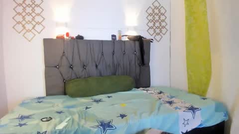 Snapshot of nicol_transgirl chatting on 02/23/25, 03:45 Nicol online show from 02/23/25, 03:45