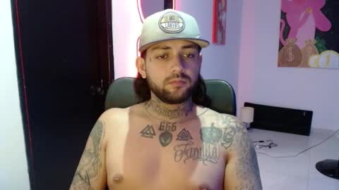 Snapshot of nicolas_torres99 chatting on 12/21/24, 03:47 nicolas online show from 12/21/24, 03:47