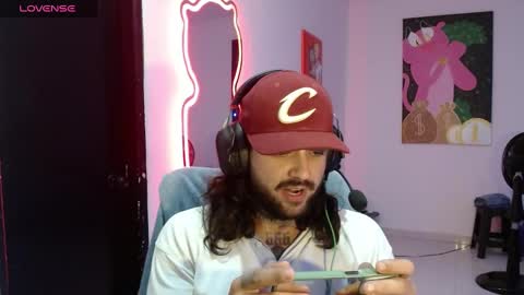 Snapshot of nicolas_torres99 chatting on 01/22/25, 02:15 nicolas online show from 01/22/25, 02:15