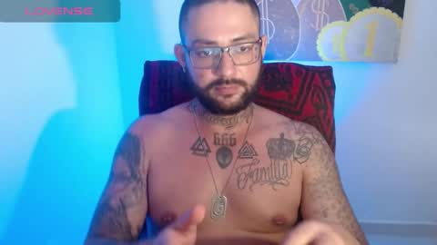 Snapshot of nicolas_torres99 chatting on 02/22/25, 06:39 nicolas online show from 02/22/25, 06:39