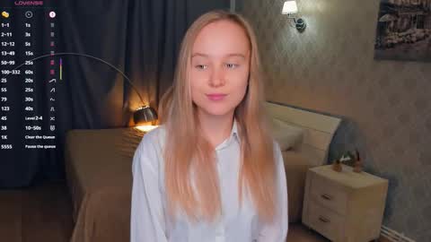 Nicoletta online show from 11/08/25, 06:07