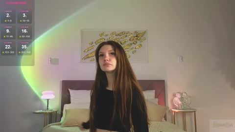 Nicole online show from 10/15/25, 08:53