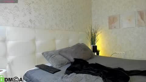 GMT7TueWedThSu 0300am-0900am. Sa 1000am-0400pm online show from 09/25/25, 08:12