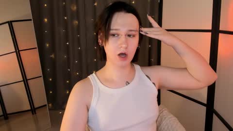 Snapshot of nicole_cidman chatting on 02/19/25, 01:39 Nicole online show from 02/19/25, 01:39