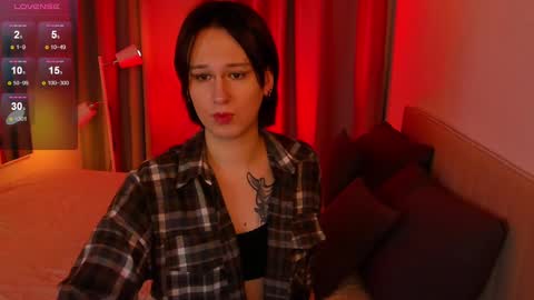 Snapshot of nicole_cidman chatting on 02/20/25, 10:59 Nicole online show from 02/20/25, 10:59