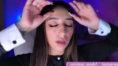 Snapshot of nicole_edwards chatting on 11/16/25, 10:04 Nicole online show from 11/16/25, 10:04