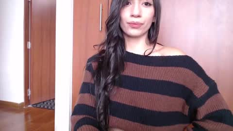 Snapshot of nicole_jamess chatting on 01/30/25, 09:36 nicole_jamess online show from 01/30/25, 09:36