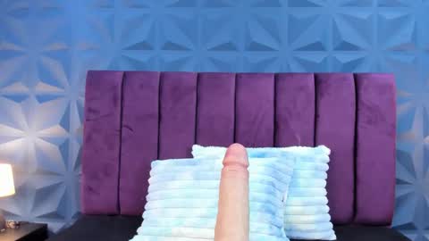 Nicole online show from 11/07/25, 03:28