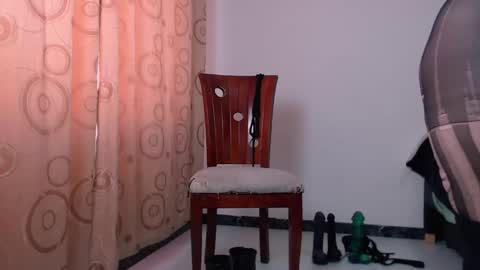 Snapshot of nicole_ks chatting on 01/18/25, 03:05 NICOLE online show from 01/18/25, 03:05