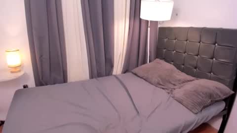 nicole_morena online show from 10/19/25, 06:30