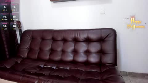 nicoledance69 online show from 11/04/25, 09:08