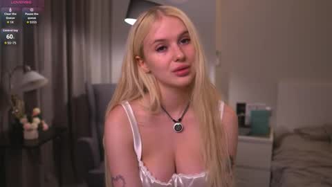 Kimmy online show from 11/14/25, 01:26