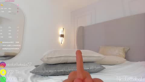 Nicole online show from 02/10/25, 08:10