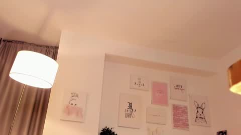 Snapshot of nicolle_foxy chatting on 03/12/25, 02:09 Nicolle online show from 03/12/25, 02:09