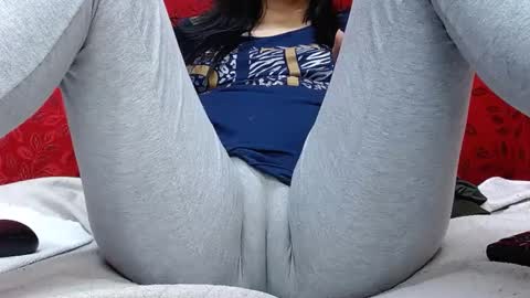 NICOLLE online show from 10/07/25, 10:18