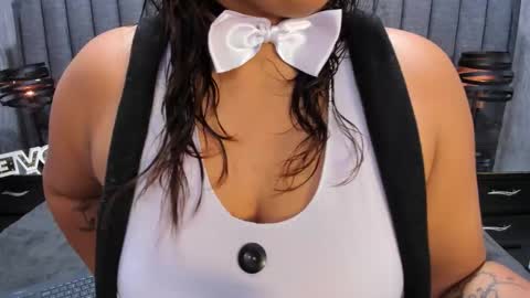 NicolleRose online show from 10/11/25, 03:06