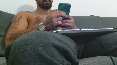 Snapshot of nigelboydxxx1 chatting on 10/23/25, 12:04 nigelboydxxx1 online show from 10/23/25, 12:04