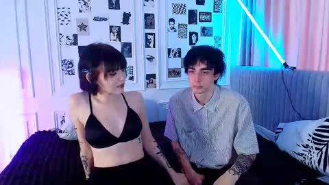 Snapshot of night_changers chatting on 10/21/25, 07:42 Stan Angel online show from 10/21/25, 07:42