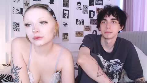 Snapshot of night_changers chatting on 11/21/25, 10:36 Stan Angel online show from 11/21/25, 10:36