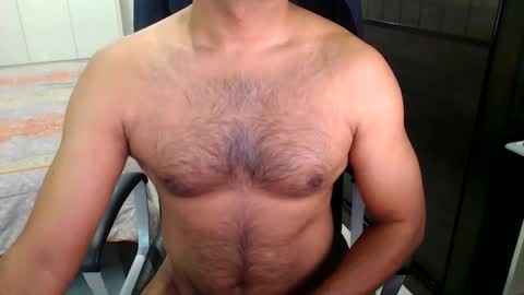 Snapshot of night_rider09711 chatting on 01/06/25, 12:13 night_rider09711 online show from 01/06/25, 12:13